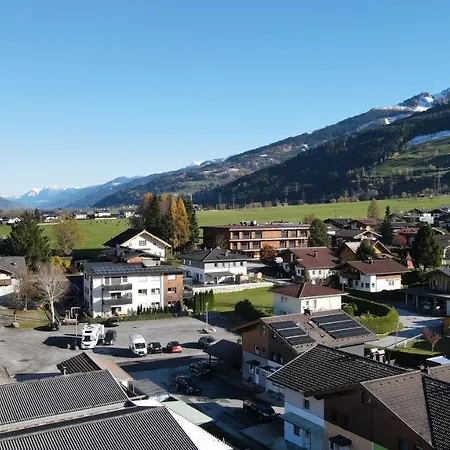 Penthouse Julia Naehe Badesee Mit Infrarotsauna -zell Am Kaprun נידרנסיל