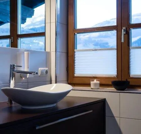 Penthouse Julia Naehe Badesee Mit Infrarotsauna -zell Am Kaprun Apartamento *