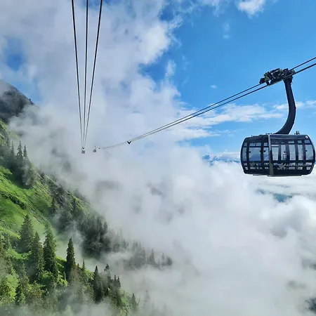 Διαμέρισμα Penthouse Julia Naehe Badesee Mit Infrarotsauna -zell Am Kaprun *