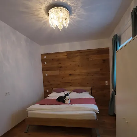 Διαμέρισμα Penthouse Julia Naehe Badesee Mit Infrarotsauna -zell Am Kaprun