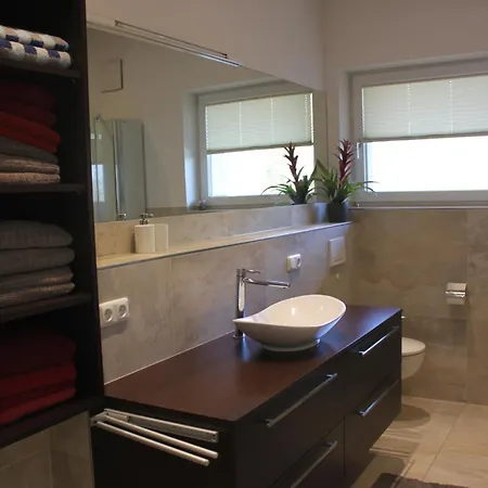 Apartamento Penthouse Julia Naehe Badesee Mit Infrarotsauna -zell Am Kaprun