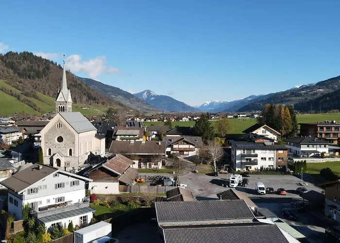 아파트 Penthouse Julia Naehe Badesee Mit Infrarotsauna -zell Am Kaprun *