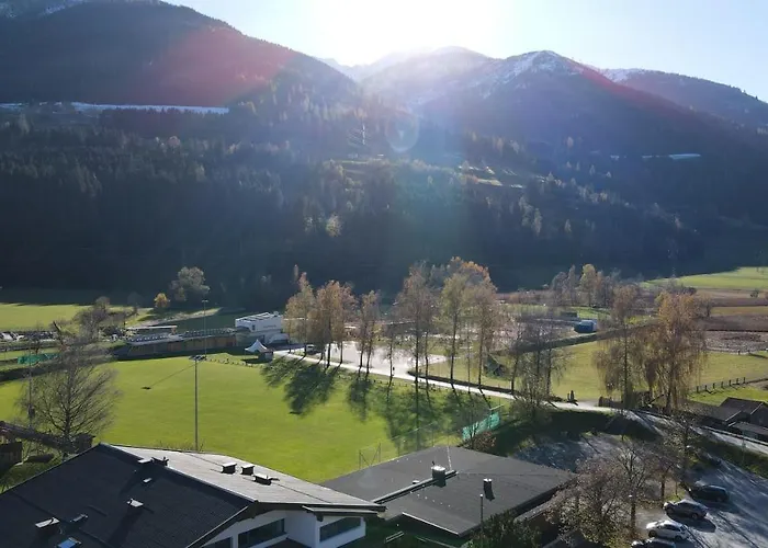 아파트 Penthouse Julia Naehe Badesee Mit Infrarotsauna -zell Am Kaprun 니에데른실