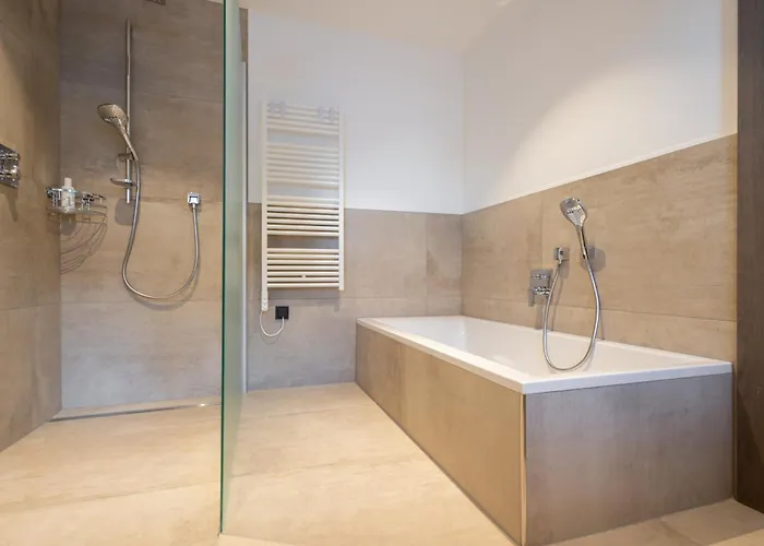 Appartamento Penthouse Julia Naehe Badesee Mit Infrarotsauna -zell Am Kaprun Niedernsill