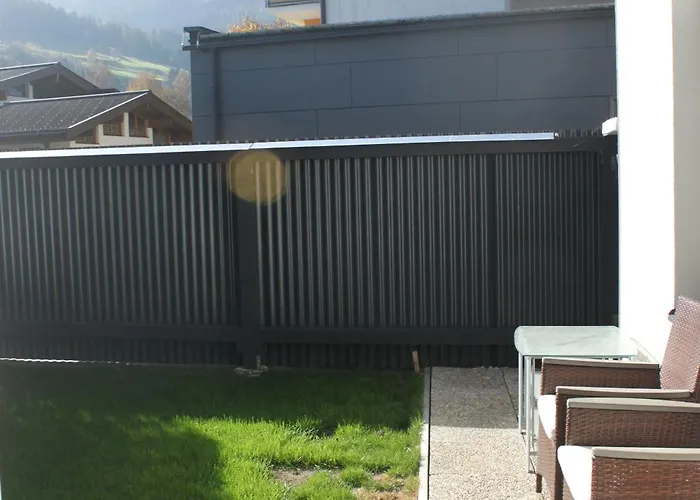 아파트 Penthouse Julia Naehe Badesee Mit Infrarotsauna -zell Am Kaprun *